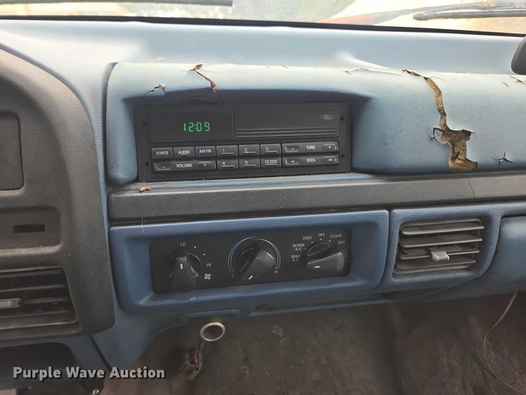 image for item DU2594 1996 Ford F350 Crew Cab utility bed pickup truck