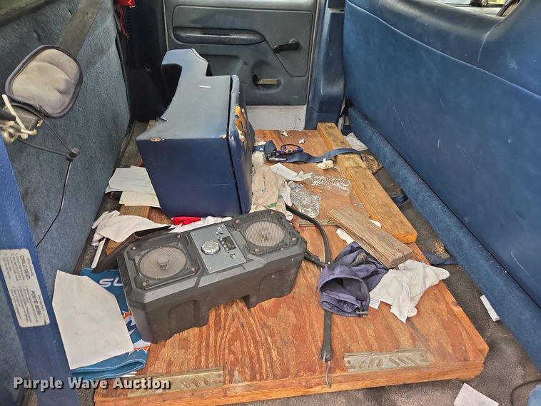 image for item DU2594 1996 Ford F350 Crew Cab utility bed pickup truck