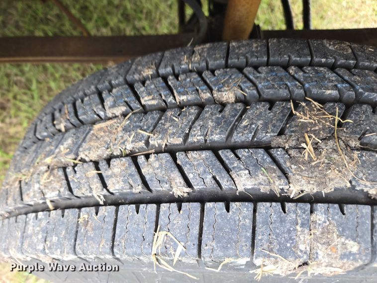 image for item DU2594 1996 Ford F350 Crew Cab utility bed pickup truck