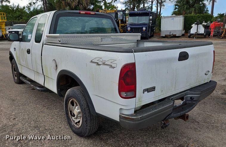 image for item DU2595 2003 Ford F150 XL pickup truck