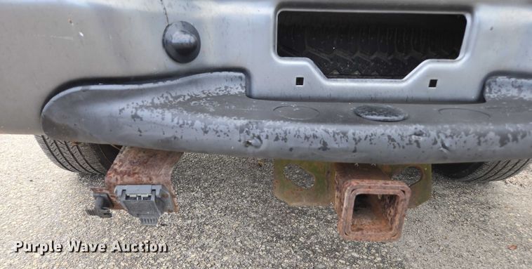 image for item DU2595 2003 Ford F150 XL pickup truck