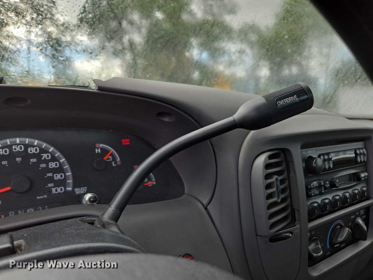 image for item DU2595 2003 Ford F150 XL pickup truck