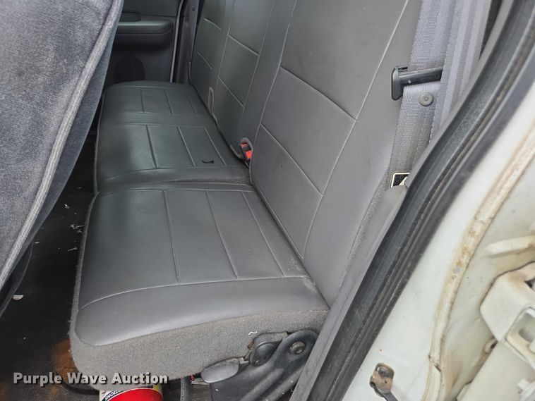 image for item DU2595 2003 Ford F150 XL pickup truck