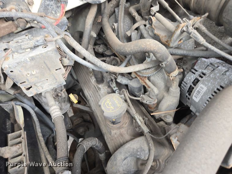 image for item DU2595 2003 Ford F150 XL pickup truck