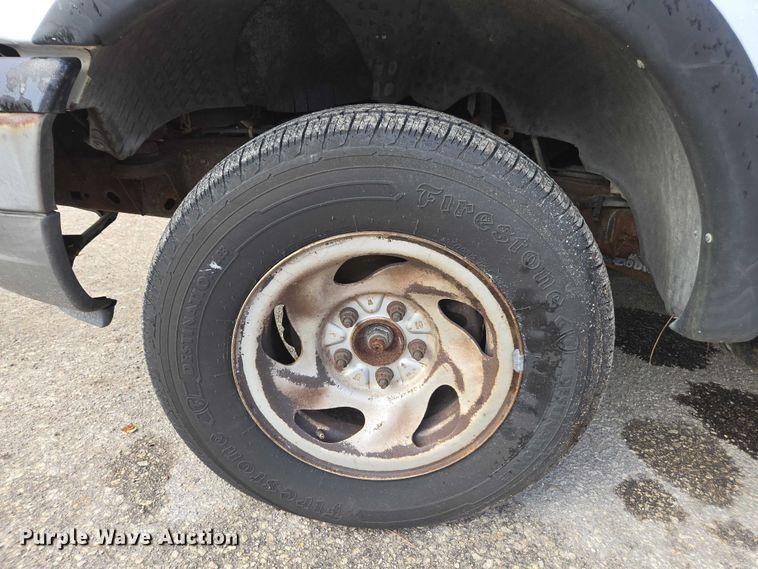 image for item DU2595 2003 Ford F150 XL pickup truck