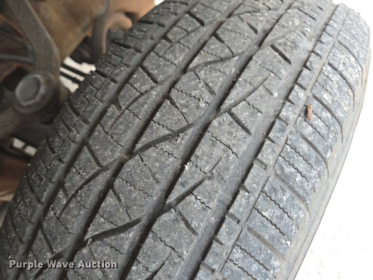 image for item DU2595 2003 Ford F150 XL pickup truck