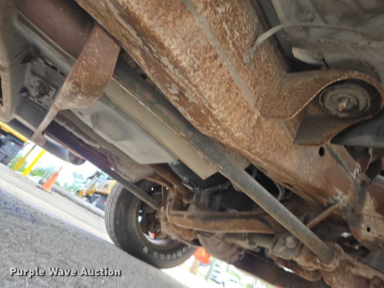 image for item DU2595 2003 Ford F150 XL pickup truck