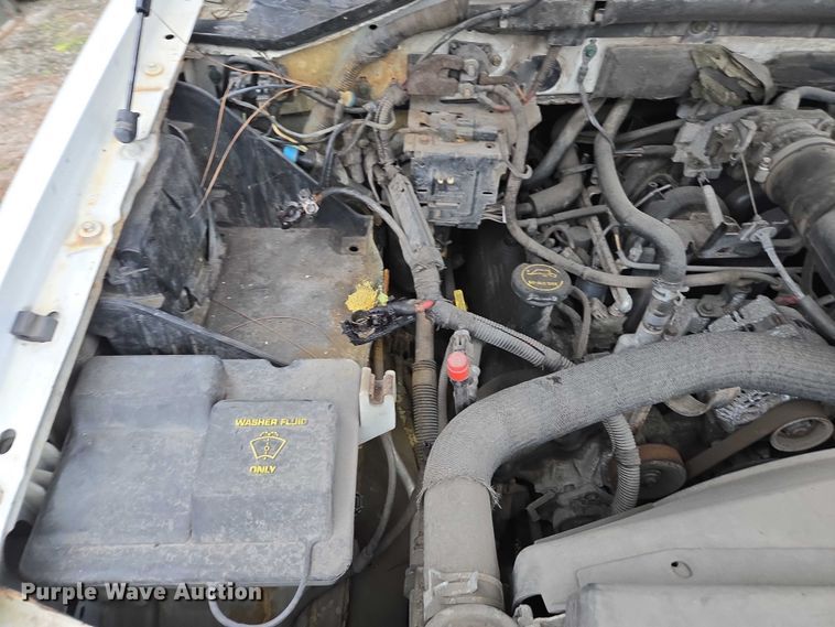 image for item DU2596 2002 Ford F150 XL pickup truck