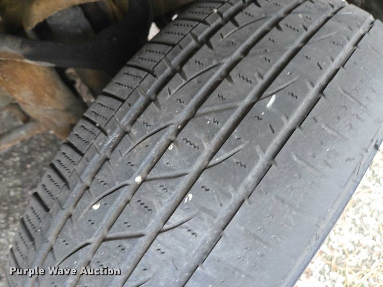 image for item DU2596 2002 Ford F150 XL pickup truck