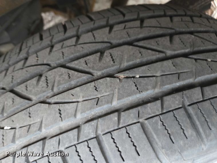 image for item DU2596 2002 Ford F150 XL pickup truck