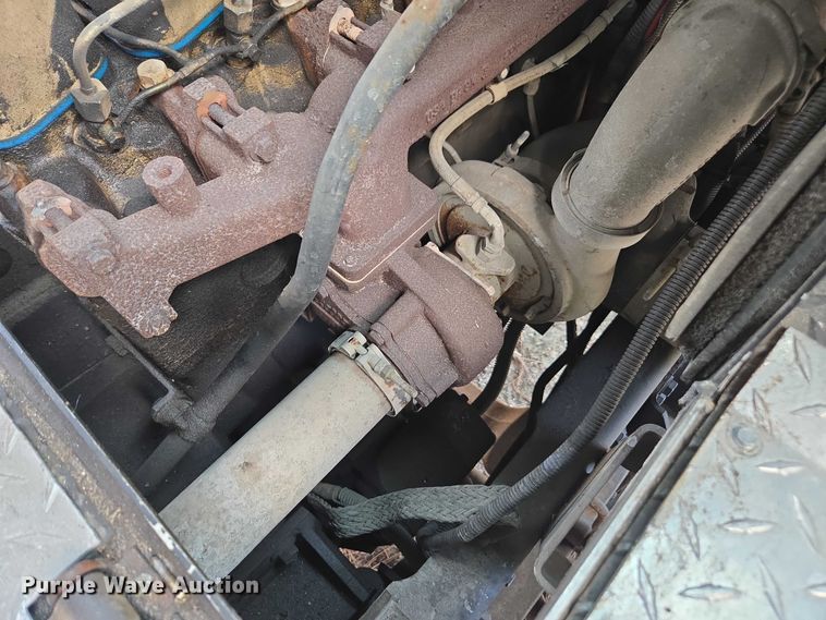 image for item DU2598 1997 Freightliner MT45 delivery truck