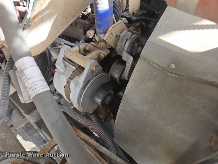 image for item DU2598 1997 Freightliner MT45 delivery truck