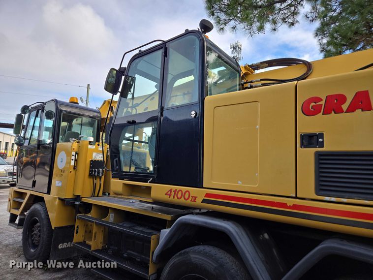 image for item DU2599 Gradall XL4100 wheeled excavator