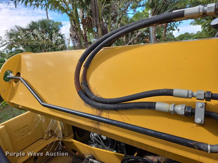 image for item DU2599 Gradall XL4100 wheeled excavator