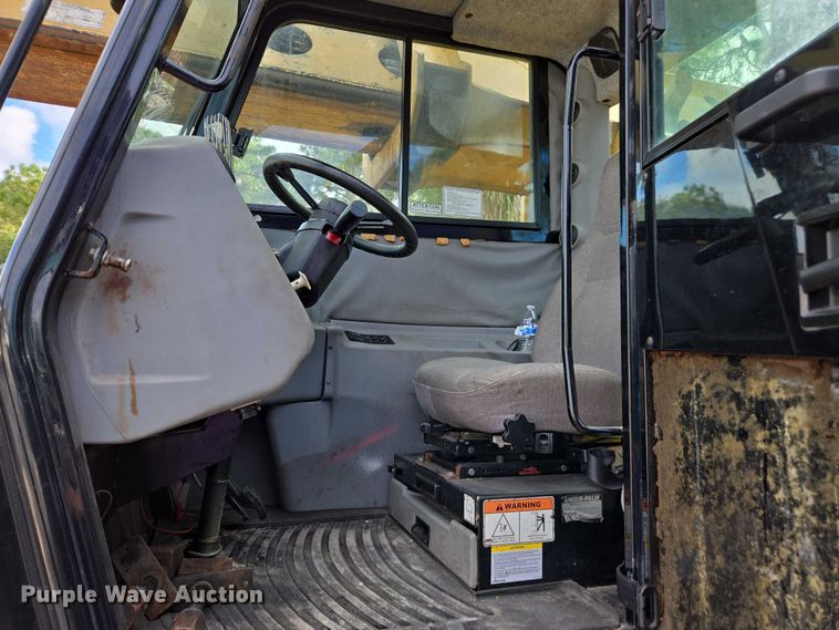 image for item DU2599 Gradall XL4100 wheeled excavator