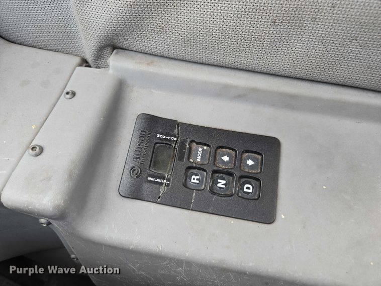 image for item DU2599 Gradall XL4100 wheeled excavator