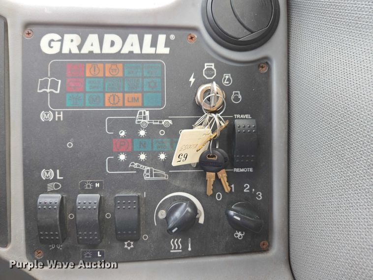 image for item DU2599 Gradall XL4100 wheeled excavator