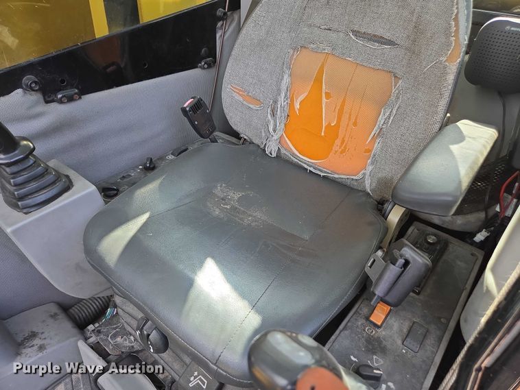 image for item DU2599 Gradall XL4100 wheeled excavator