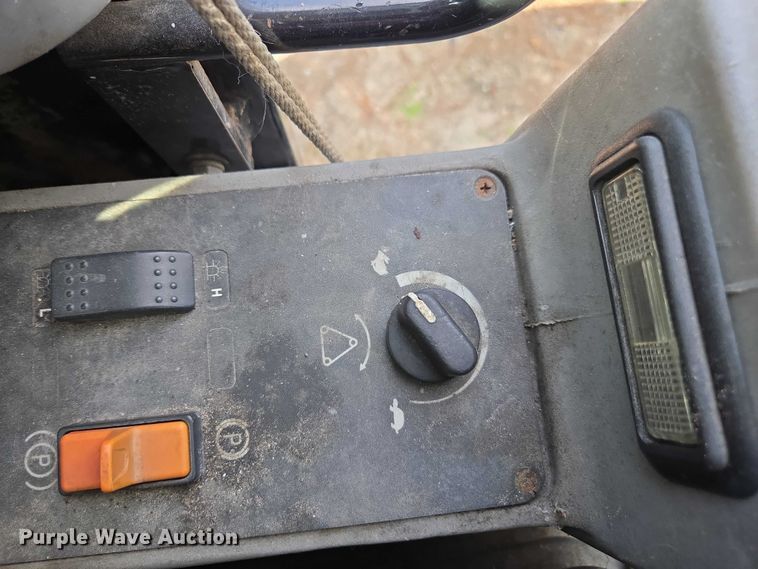 image for item DU2599 Gradall XL4100 wheeled excavator