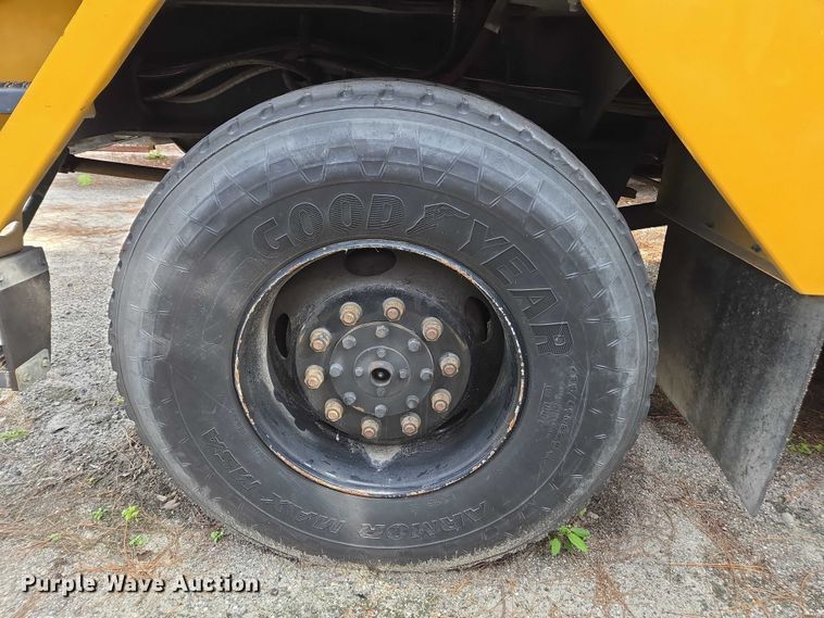 image for item DU2599 Gradall XL4100 wheeled excavator