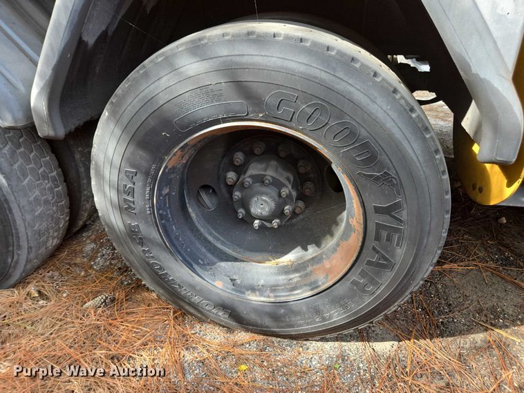 image for item DU2599 Gradall XL4100 wheeled excavator