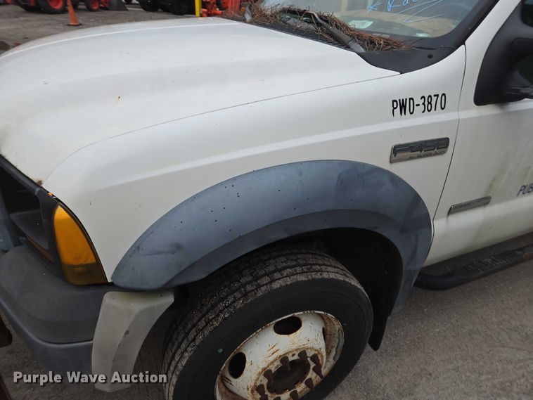 image for item DU2600 2007 Ford F450 Super Duty dump truck