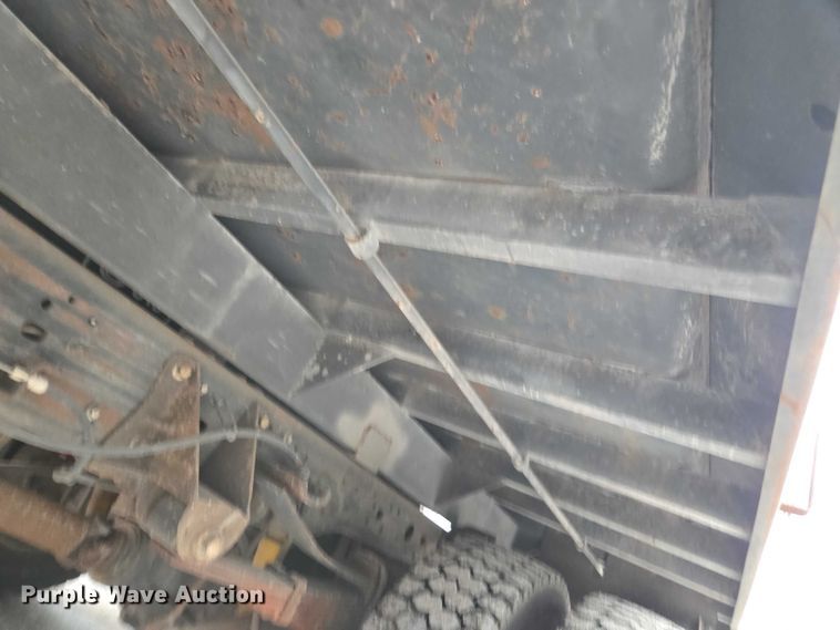 image for item DU2600 2007 Ford F450 Super Duty dump truck