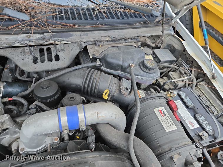 image for item DU2600 2007 Ford F450 Super Duty dump truck