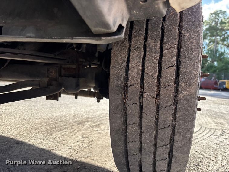 image for item DU2603 2003 Ford F550 Super Duty XL utility / service truck