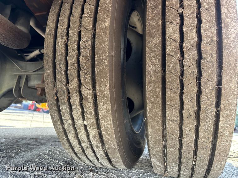 image for item DU2603 2003 Ford F550 Super Duty XL utility / service truck