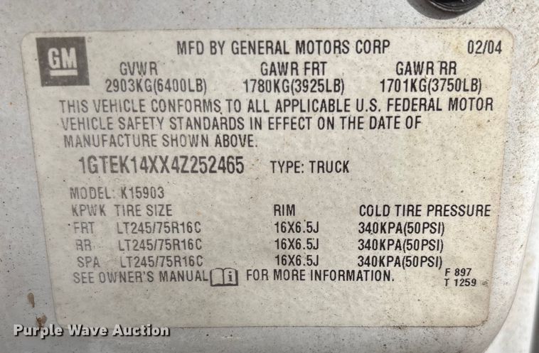 image for item DU2604 2004 GMC Sierra pickup truck