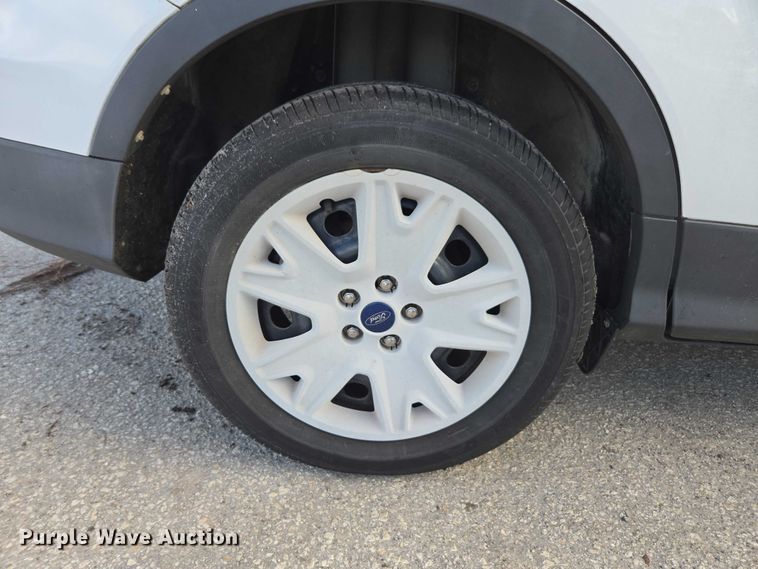 image for item DU2605 2014 Ford Escape SUV