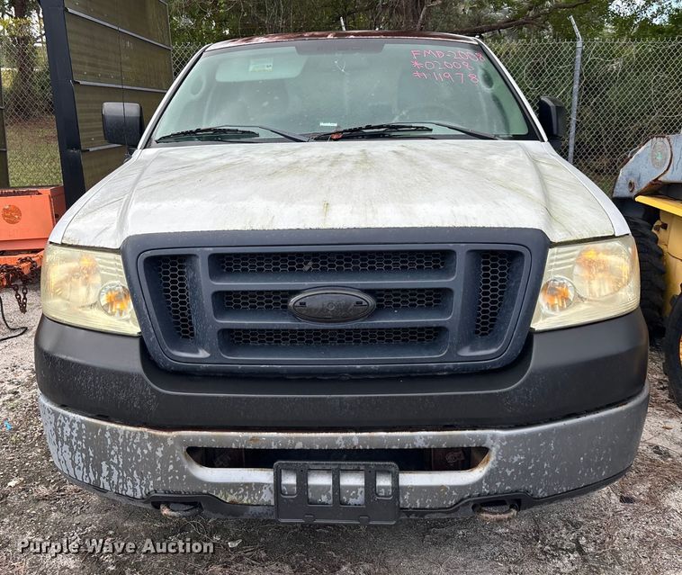 image for item DU2607 2006 Ford F150 XL Ext. Cab pickup truck