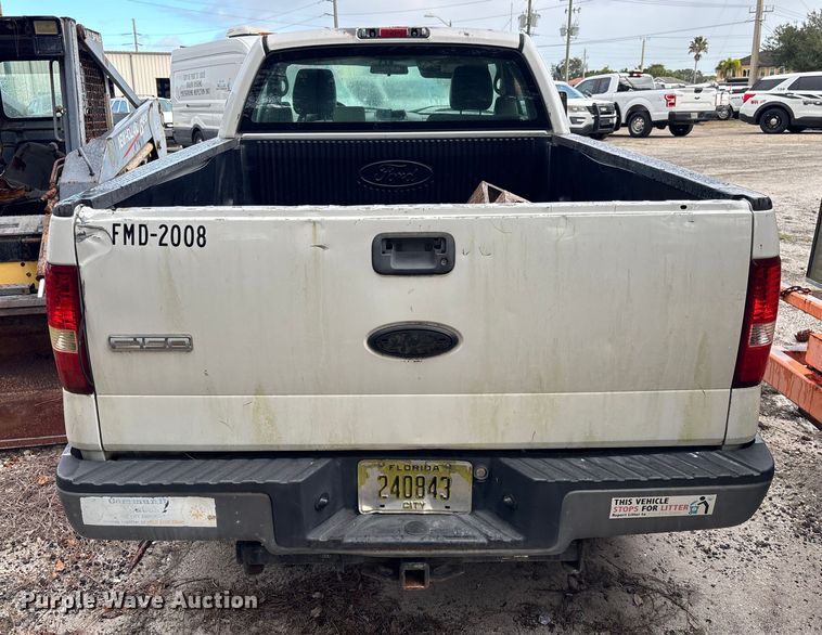 image for item DU2607 2006 Ford F150 XL Ext. Cab pickup truck