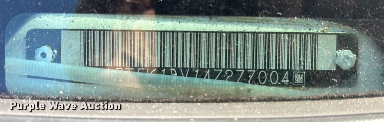 image for item DU2611 2004 GMC Sierra pickup truck