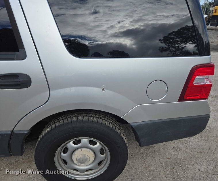 image for item DU2614 2016 Ford Expedition XL SUV