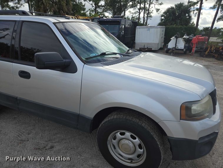 image for item DU2614 2016 Ford Expedition XL SUV