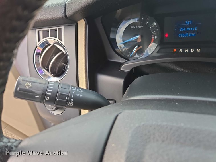 image for item DU2614 2016 Ford Expedition XL SUV