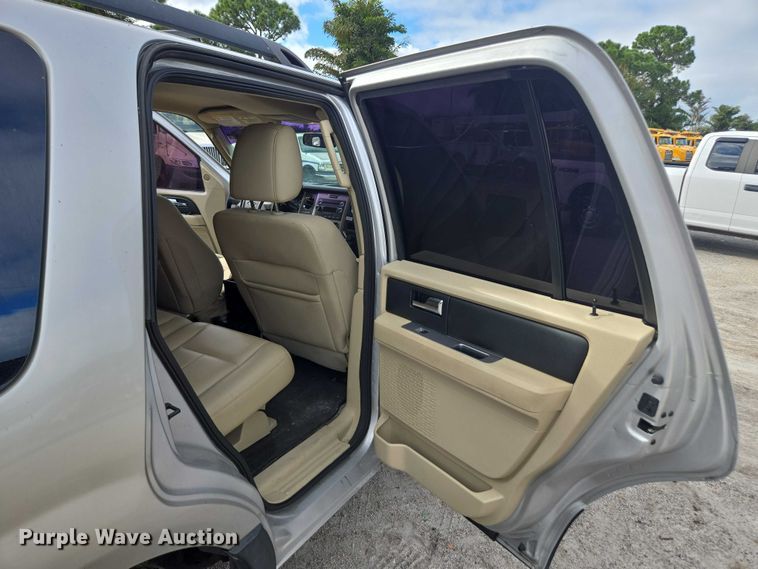 image for item DU2614 2016 Ford Expedition XL SUV