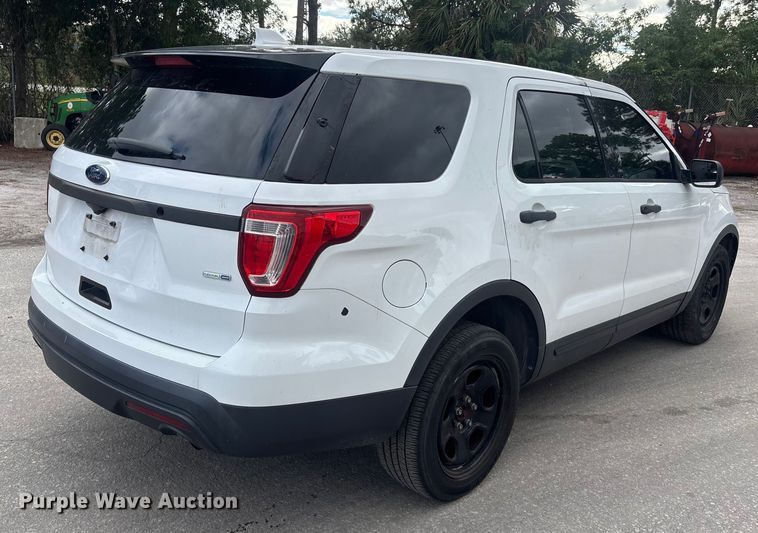 image for item DU2616 2017 Ford Explorer Police Interceptor SUV