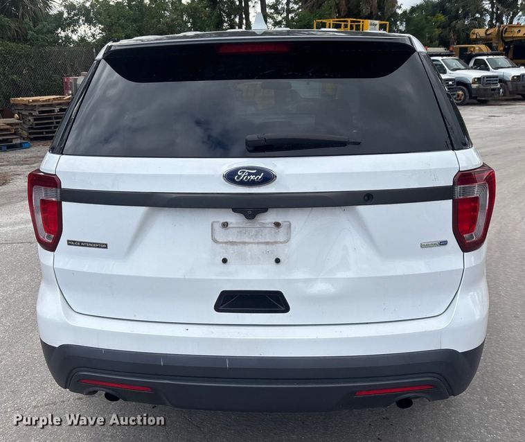 image for item DU2616 2017 Ford Explorer Police Interceptor SUV