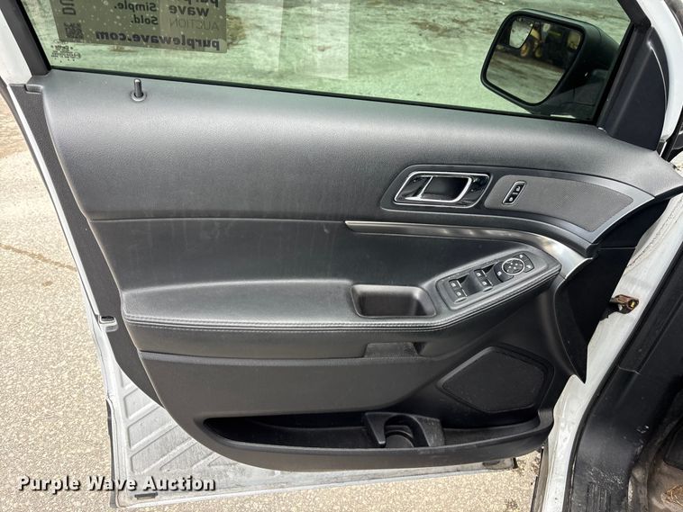 image for item DU2616 2017 Ford Explorer Police Interceptor SUV