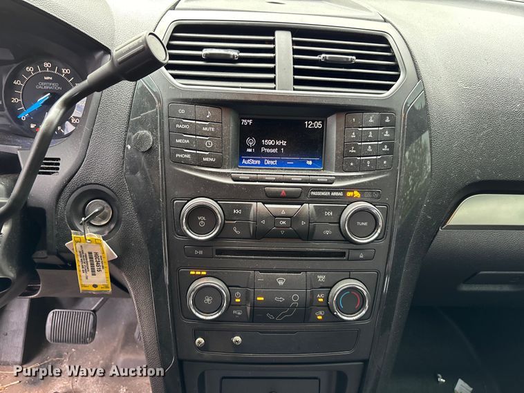 image for item DU2616 2017 Ford Explorer Police Interceptor SUV