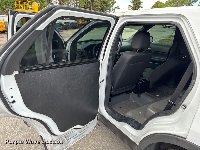 image for item DU2616 2017 Ford Explorer Police Interceptor SUV