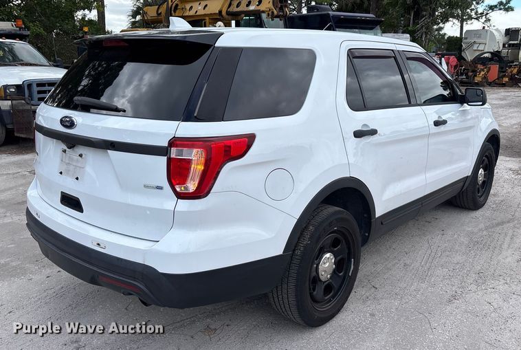 image for item DU2617 2016 Ford Explorer Police Interceptor SUV