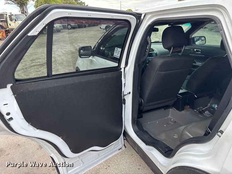 image for item DU2617 2016 Ford Explorer Police Interceptor SUV