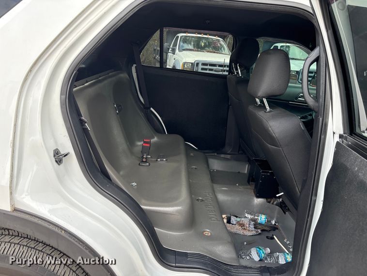 image for item DU2617 2016 Ford Explorer Police Interceptor SUV