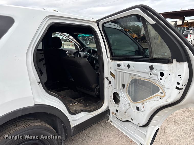image for item DU2618 2016 Ford Explorer Police Interceptor SUV