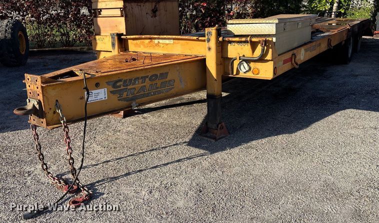 image for item DU2619 2002 Custom Trailer equipment trailer