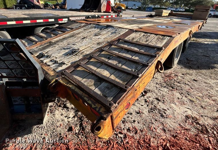 image for item DU2619 2002 Custom Trailer equipment trailer